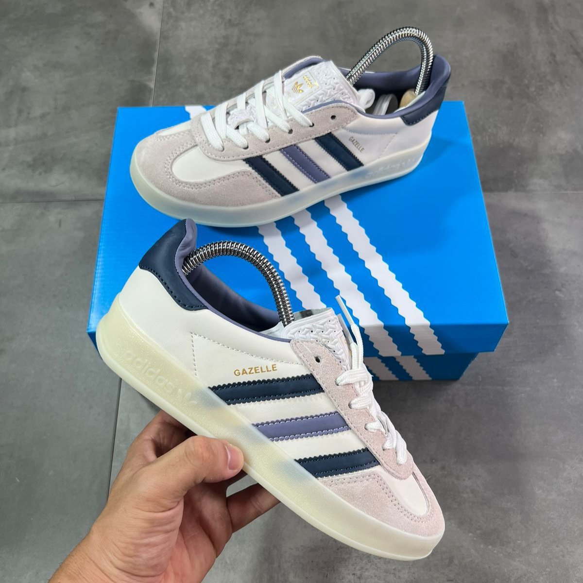 Adidas Gazelle Blanco y Azul