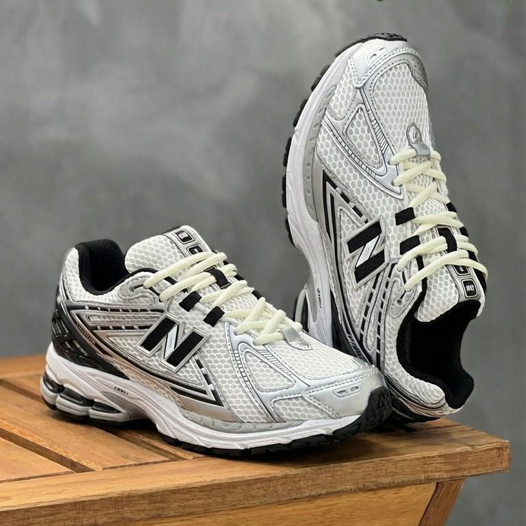 New Balance 1906R Blanca Negra | Hombre y Dama