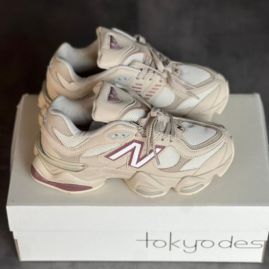 New Balance 9060 Color Crema y Rosado | Dama