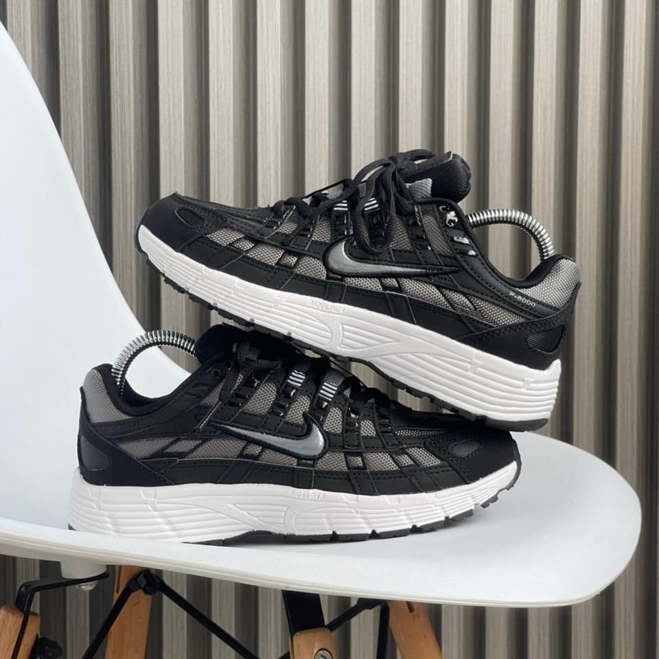 Nike Air p6000 Negra Suela Blanca | Hombre y Dama