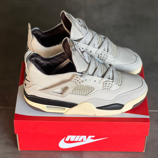 Nike Jordan Retro 4 Beige, Gris y Negro | Hombre