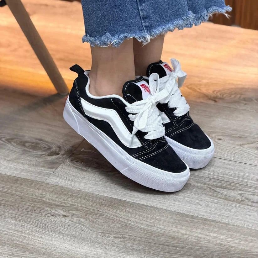 VANS KNU SKOOL