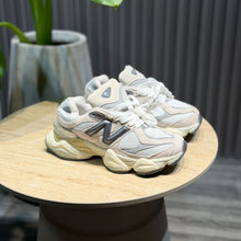 New Balance 9060 Beige Gris | Hombre y Dama
