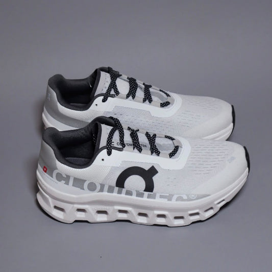 ON CLOUD RUNNING CLASICA BLANCA | HOMBRE Y DAMA